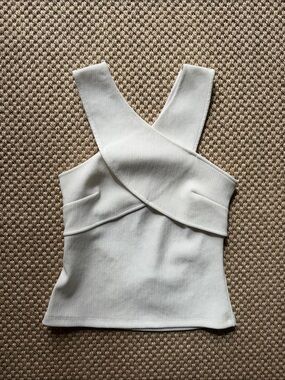 H&M White Stretch Top size small